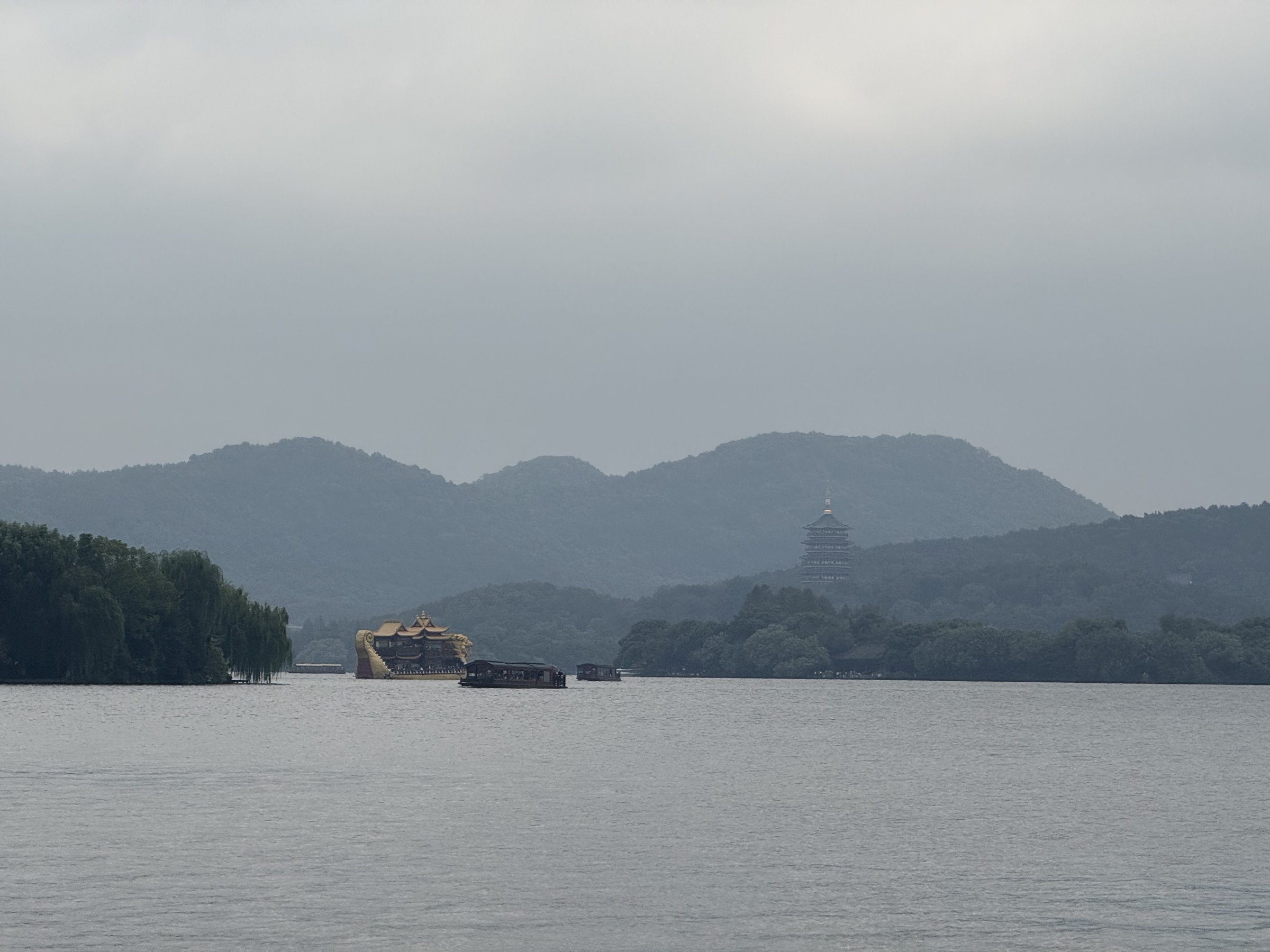 West Lake (西湖)